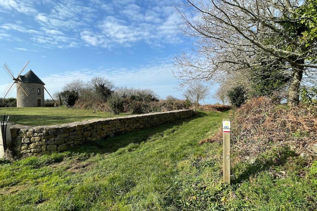 Moulin Du Seigneur A Roscanvel Kültér fotó